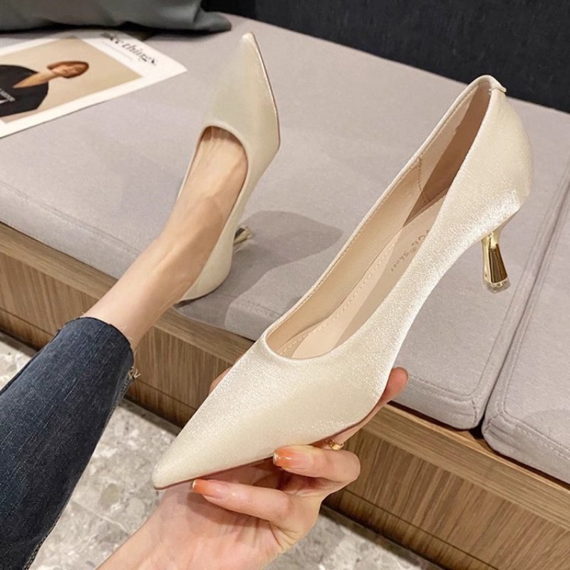 Women's Slip-On Satin Heels ,  - огляд і ціна Slip Dress Satin